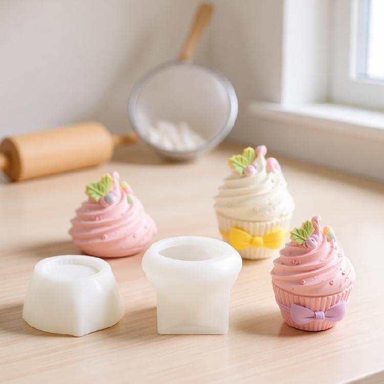 Food Grade Silicone Baking Mould Set For Making Cupcake And Decorative Candle