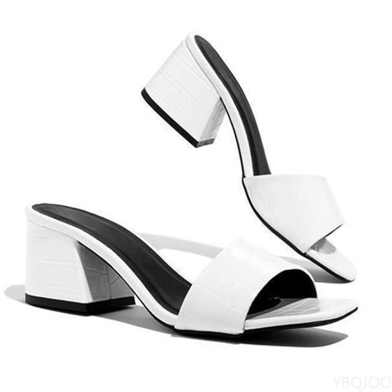 Dámské pantofle na vysokém podpatku Nové letní silný podpatek Temperamentní set Sandály pro dámské venkovní nošení Zapatos De Mujer Luxusní