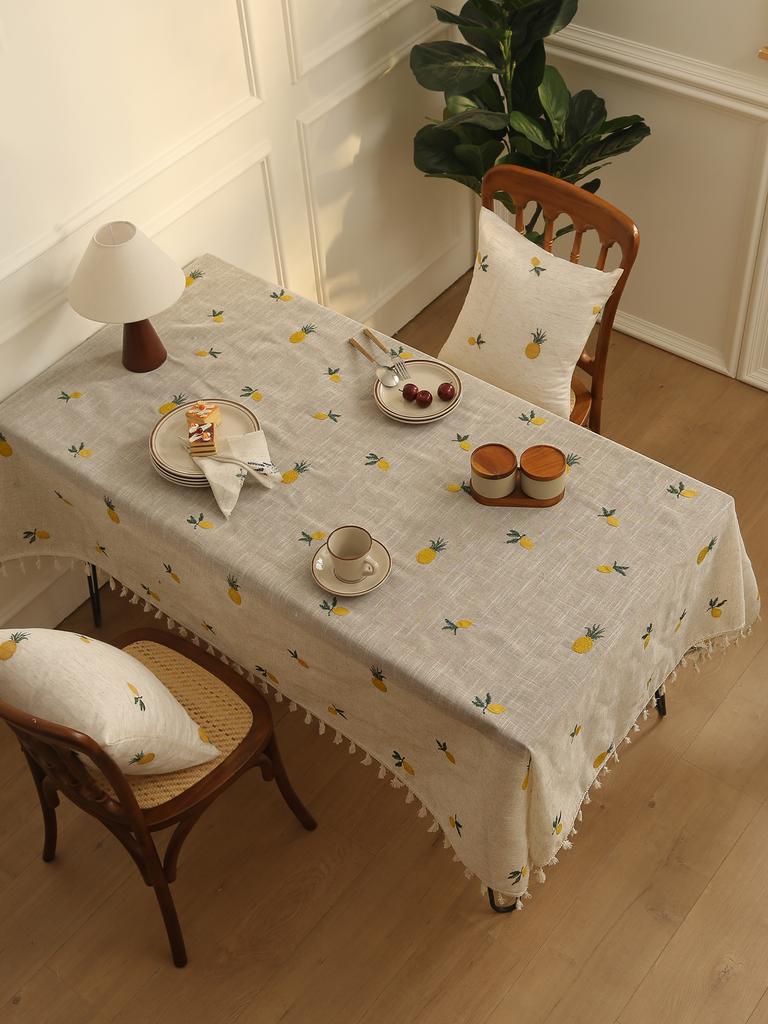 Table Cloth Embroidery Floral Pattern Wrinkle Free Heavy Weight Cotton Linen Farmhouse Tablecloth Decorative Fabric Tassel Table