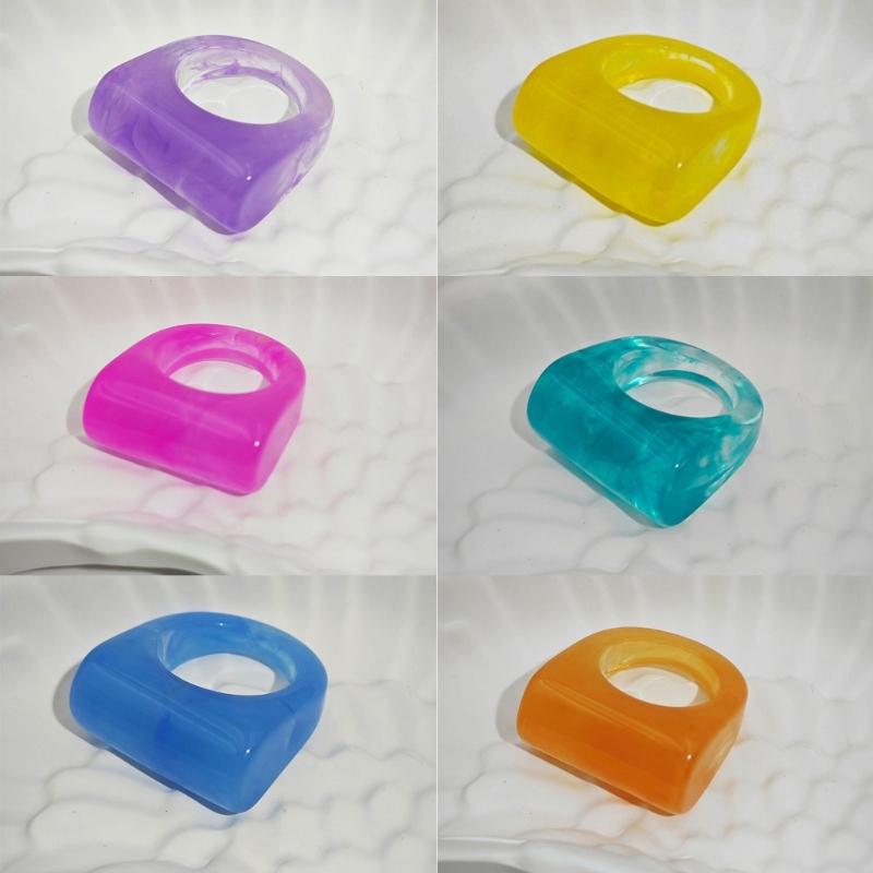 Fashionable Geometric Resin Rings Trendy Accessory for Women and Men With Multiple Color Addition