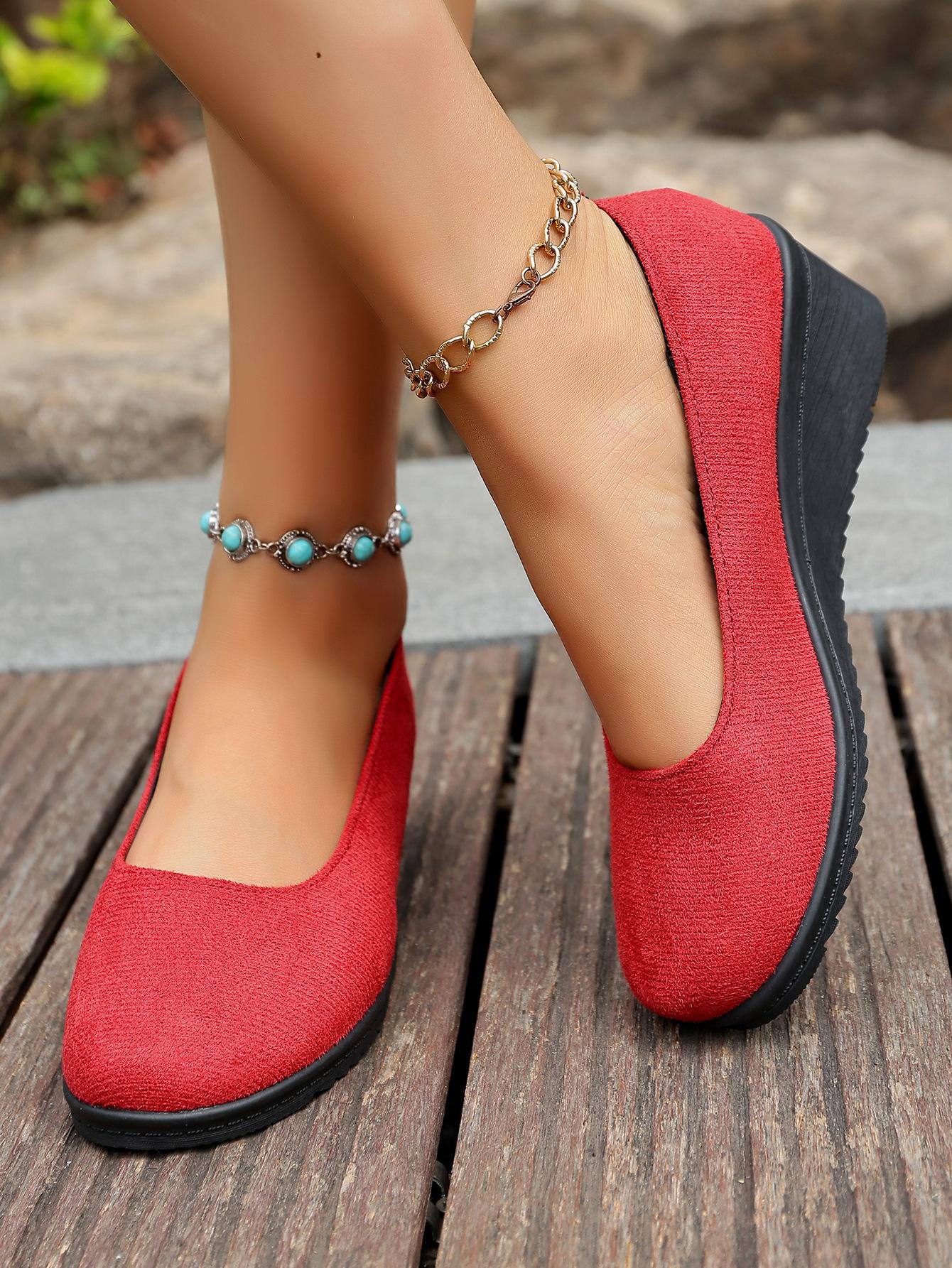 

Внешняя торговля 2025 весна и осень однотонные толстая подошва легкий подъем удобный замшевый мягкая подошва танкетка круглый носок туфли-лодочки европейский 42 красный