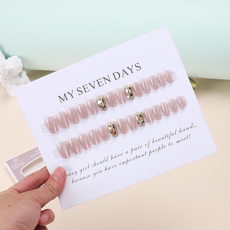 Champagne Glitter Cat Eye Nails: Handmade, Glittering, Short, and Wearable for Autumn and Winter