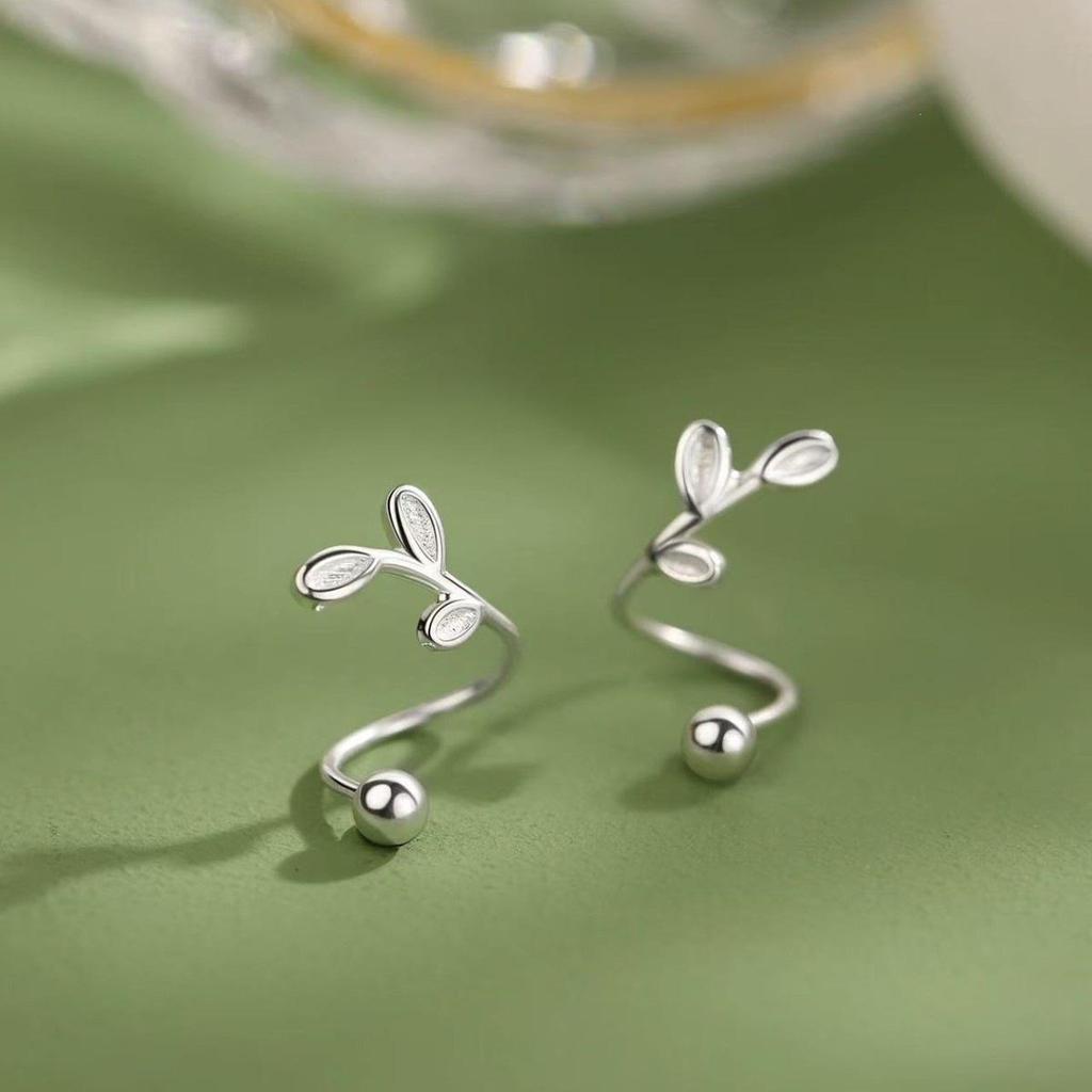 925 Sterling Silver Leaf Stud Earrings | Women's High-End 2025 Edition