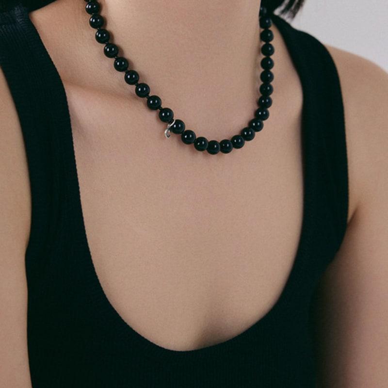 COLLECT SYNERGY classic black onyx necklace