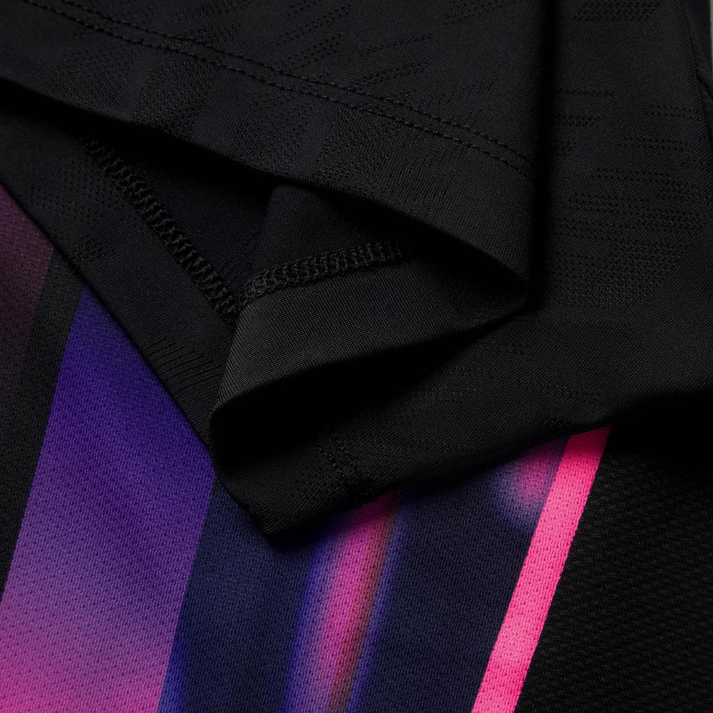 Seria Tenisa Stołowego Li Ning Okrągły Dekolt Chłodna Antybakteryjna Koszulka z Krótkim Rękawem Unisex Koszulki AAYV075-1