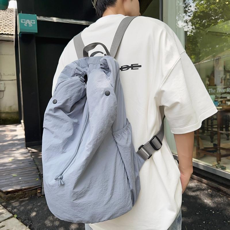 Простая мужская сумка на шнурке — фото 5