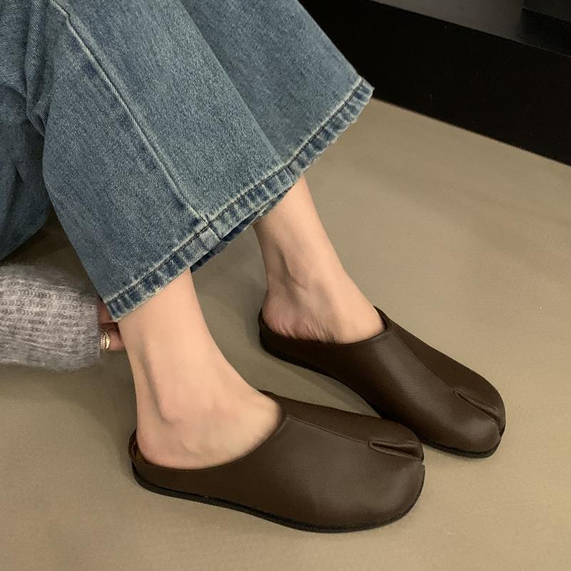 Mode SUOJIALUN 2024 Herbst Flacher Absatz Damen Hausschuhe Mode Zehentrenner Slip-On Damen Pantoletten Schuhe Lässig Outdoor Weicher Absatz Pantoletten Schuhe