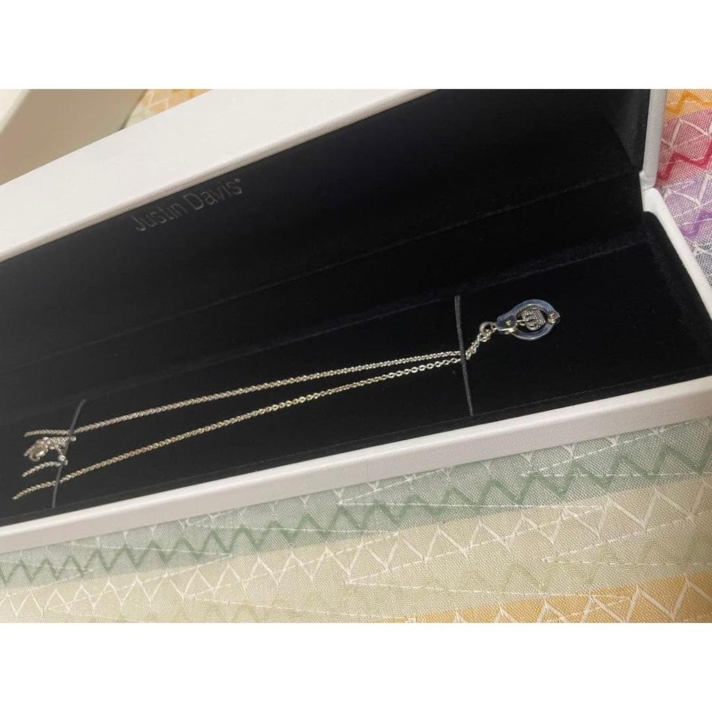 Used [New and unused] [Shipping included] justin davis necklace handcuffs crown