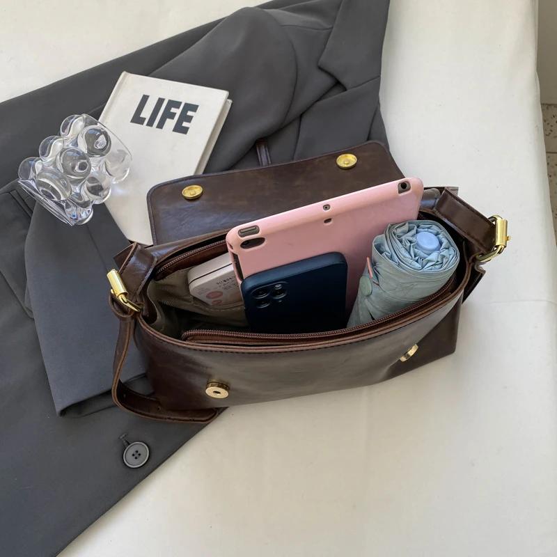 Retro Small Square Women's Bag Versatile Crossbody Bag Niche Design Elegant Shoulder Bag High-end New Trend Winter