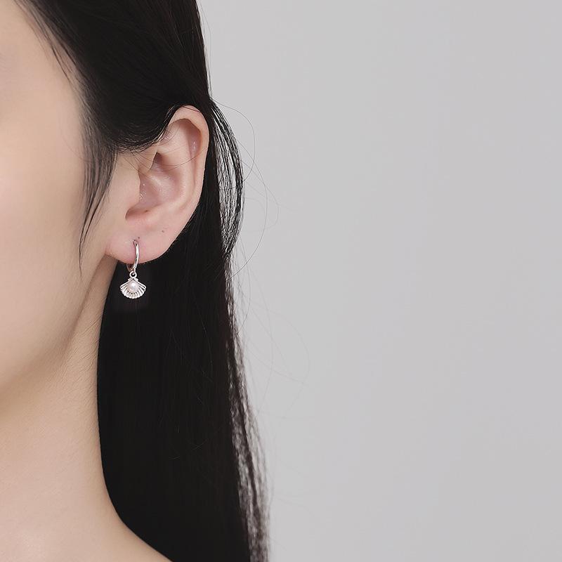 Pearl Earrings, Women'S Fashion, High-End, Exquisite Earrings, Light Luxury, Personality Temperament, Shell Earrings