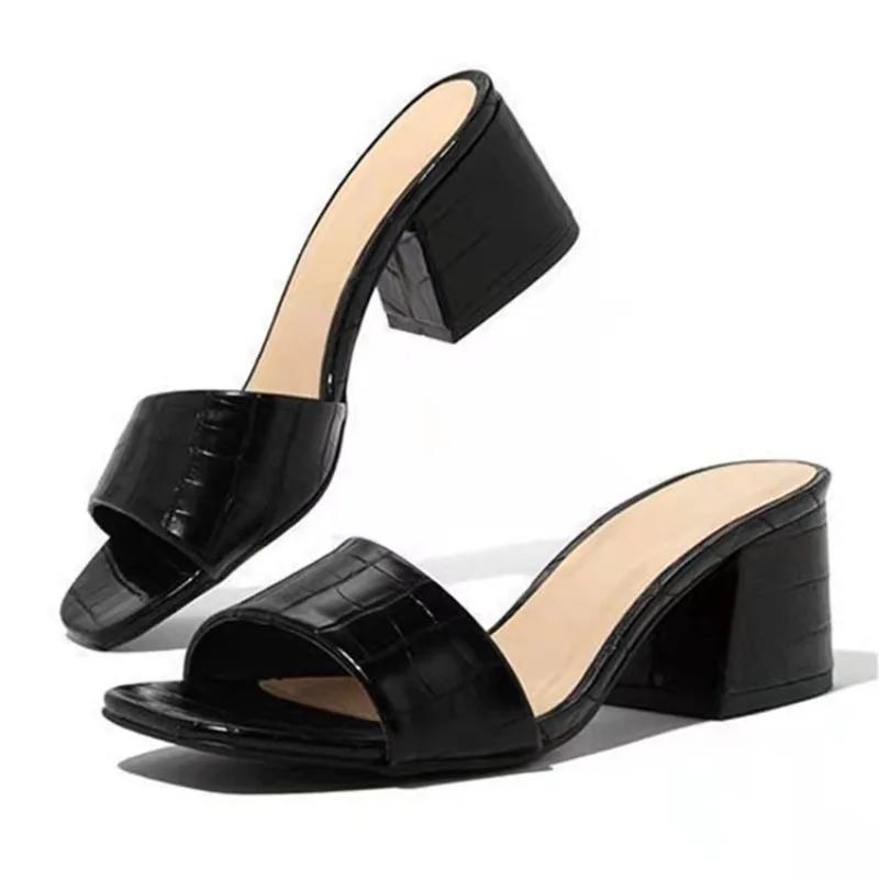 2024 New European and American Fashion Large Sandals Summer Set with Thick Heels Comfortable Slippers for Women