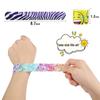 Twister.CK 34ks Party Favors Set, 30ks Slap Bracelets (15 vzorů) a 4ks samolepek, herní ceny,