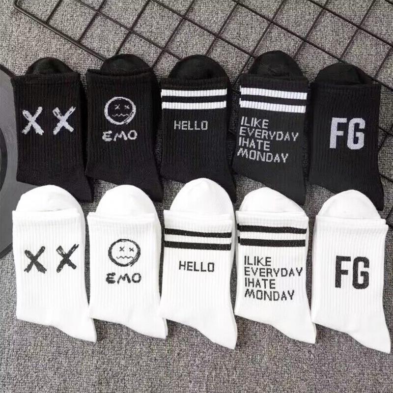 Zhuji Men's Autumn/Winter Mid-Tube Black & White Trendy Sports Socks - Breathable, Sweat-Absorbent, Long Tube for Basketball