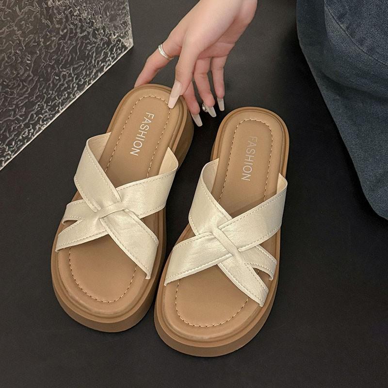 French Thick-bottomed Cool Slippers for Women's Summer Outer Wear 2025 New Cross-strapped Flat-bottomed High-end Skirt One-word Slippers
