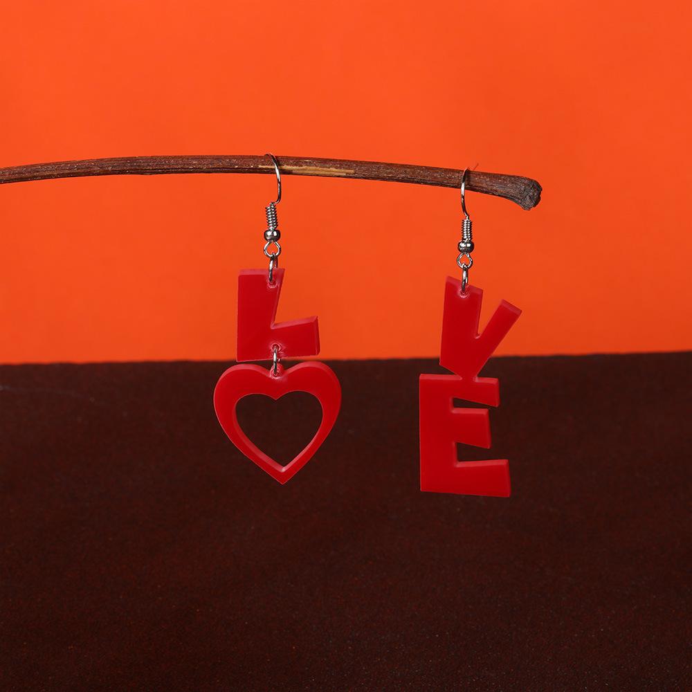 Fully Managed Environmentally Friendly Acrylic Earrings, Fashionable And Romantic Love Love Stud Earrings