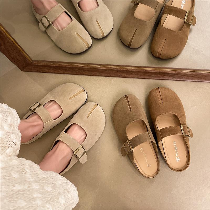 Hässlich süß Boken mit Rocktasche Kopf Halbschuhe Damen Oberbekleidung 2025 Frühling ein Pedal faule Mary Jane Sandalen Tide