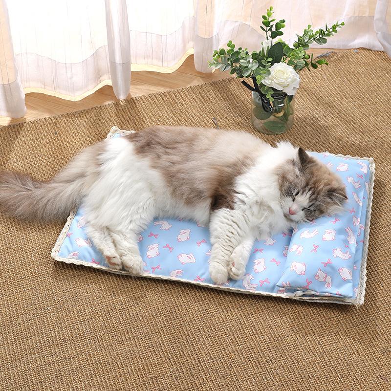 Summer Pet Mat Mat Cat Mat Mat Waterproof Non-stick Fur Cat Mat Cooling Straw Mat Puppy Mat Cat Litter Mat