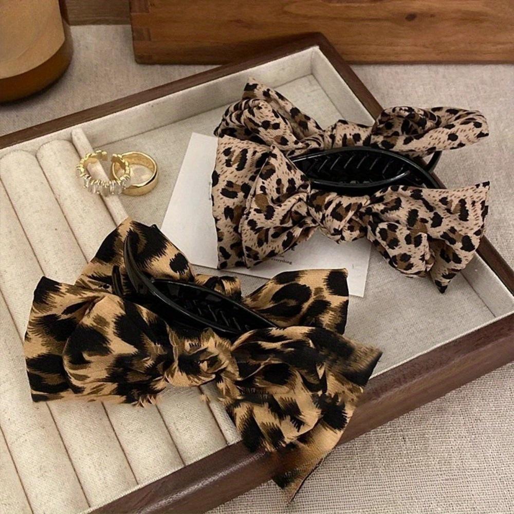 Sweet and Cool Leopard Print Bow Hair Clip, Leopard Print Element Bow Paired with Sweaters and Coats To Enhance Temperament