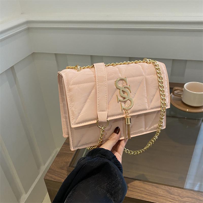 Stylish Pu Chain Crossbody Bag For Women With Chic Design And Versatile Colors