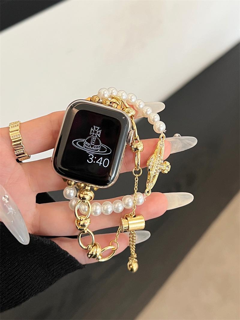 

Элегантный металлический браслет королевы-матери для Apple Watch 10, 9, SE, 8, 7 — с цепочкой из 654 бусин. 42mm (1st/2nd/3rd Gen)/44/45/46/49mm Universal
