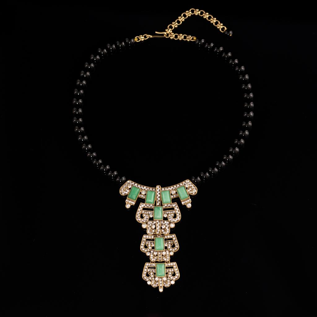 Direktlieferung Mittelalterlicher Vintage Schmuck Nischen Design Französische Retro Schlüsselbein Kette Halskette Halskette Neu