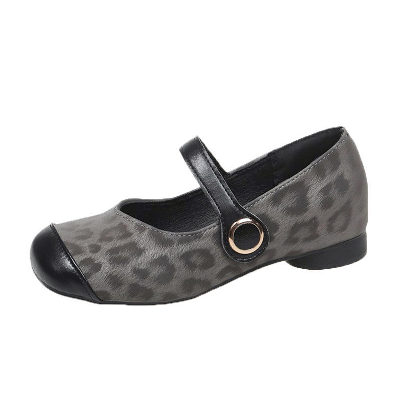 Retro Leopard Print One-word Buckle with Diagonal Head Low Heel Mary Jane Shoes 2025 New Flat Shoes Comfortable Light Mouth Single Shoes
