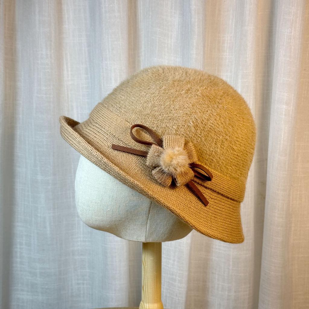 Hat Female Autumn and Winter Pick-up Mink Basin Hat Middle-aged and Elderly Mother Elegant Top Hat Fashion Flower Hairball Fisherman Hat
