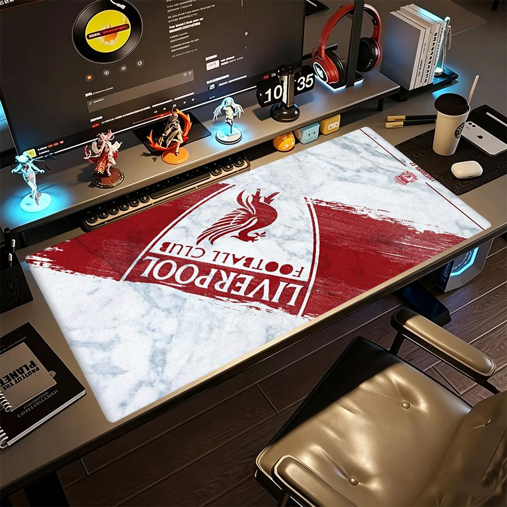 Liverpool Gaming Mauspad Schreibtischmatte Lernschreibtischmatte Rutschfeste Gummibasis Büro- und Gaming-Schreibtischdekoration