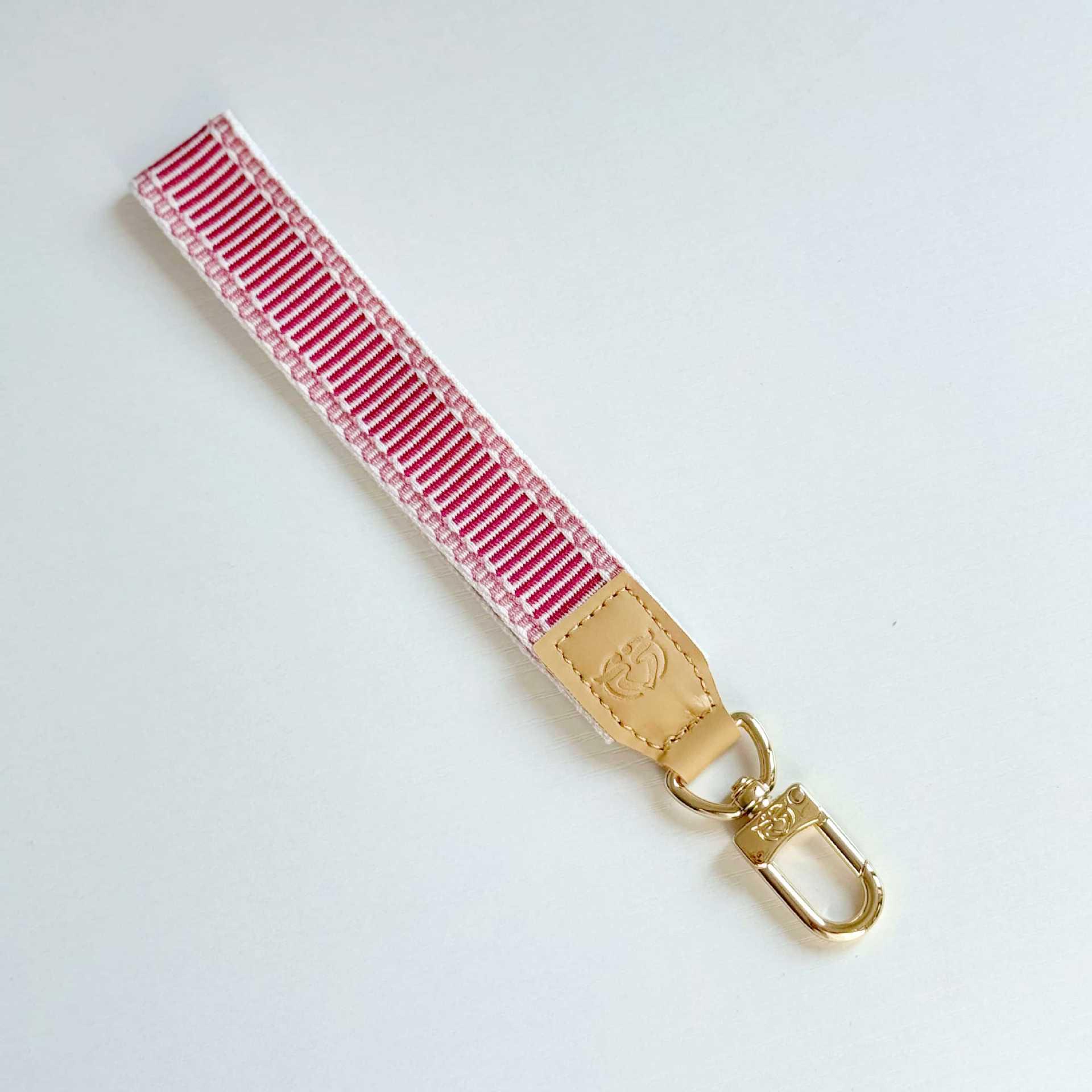 

Versatile Thickened Polyester Wrist Lanyard for Phone & Keys