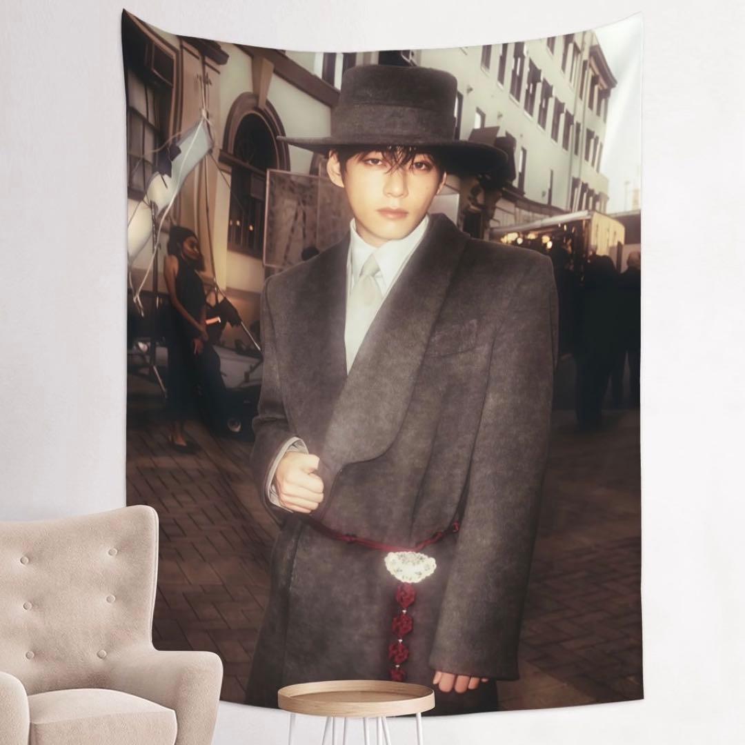 [USED] BTS Tapestry VOGUE Taehyung V Tae