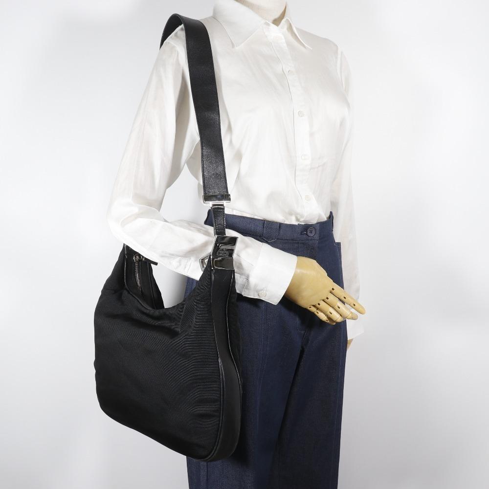 GUCCI Shoulder Bag 001.3341.3444 black Nylon canvas Women Used