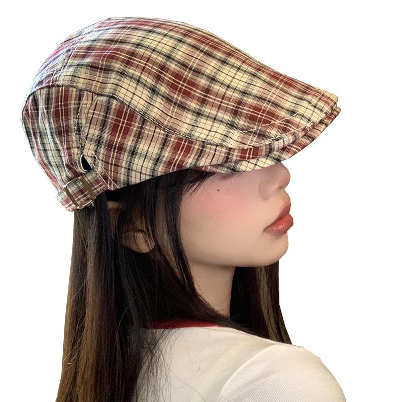 Hat Female retro hat Spring and Autumn versatile plaid shows the face Small painter hat Big head circumference Anti-wearing hat