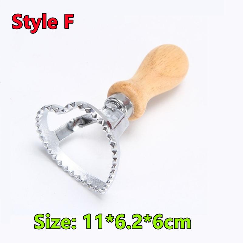 9 Styles Ravioli Cutter Pastry Press Mold with Wooden Handle Dumpling Lace Embossing Device Cookie Pasta Baking Tools Kitchen