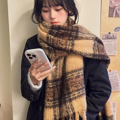 Luochi Maillard Plaid Scarf: Versatile Korean Style Neck Gaiter Tassel Shawl for Autumn/Winter 