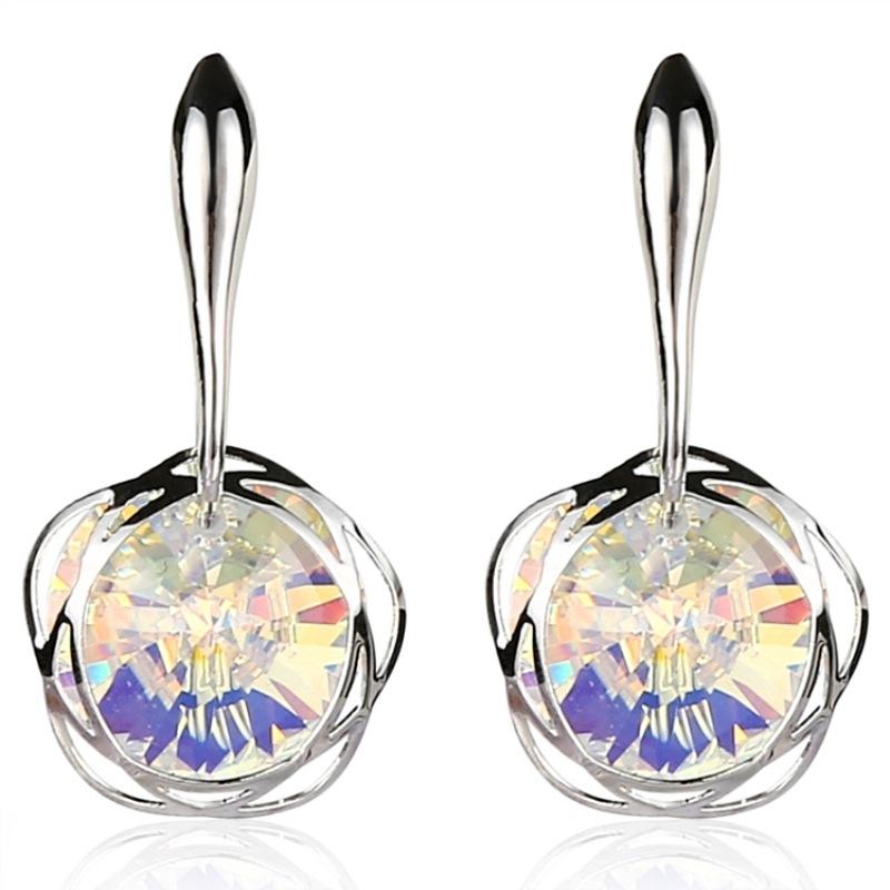 Austrian super flash crystal earrings, stud earrings, niche high-end temperament earrings, long simple earrings, 925 silver needles.