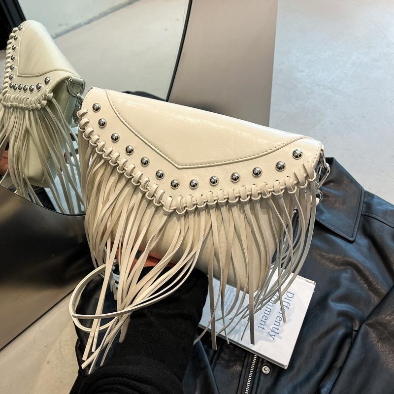 Cool Spice Girl Rivet Bag Women's New Fashion Tassel Shoulder Bag Summer Versatile Messenger Bag