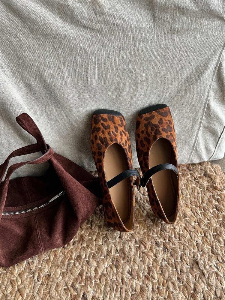 

Leopard print suede square head shallow mouth single shoes women s spring and autumn new Korean version French commuter casual flat Mary Jane shoes 39 леопардовый