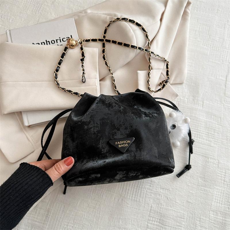 

Chic Vintage Women s Crossbody Bucket Bag In Elegant Black White Purple Pink Without Pendant чёрный