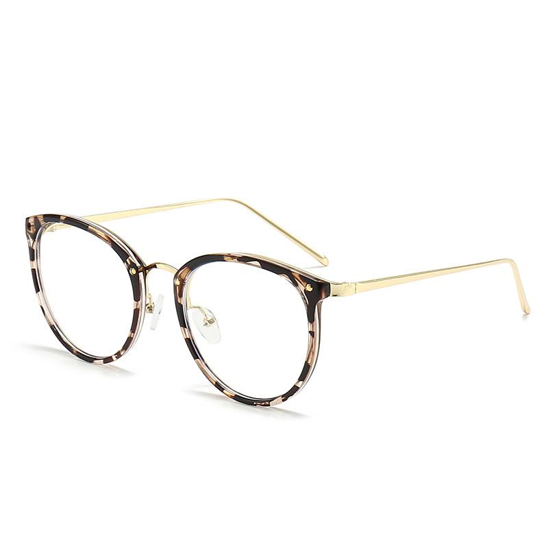 Retro Rivet Round Glasses Creative Artistic Anti Blue Light Flat Glasses for Women Men Decorative Eyewear