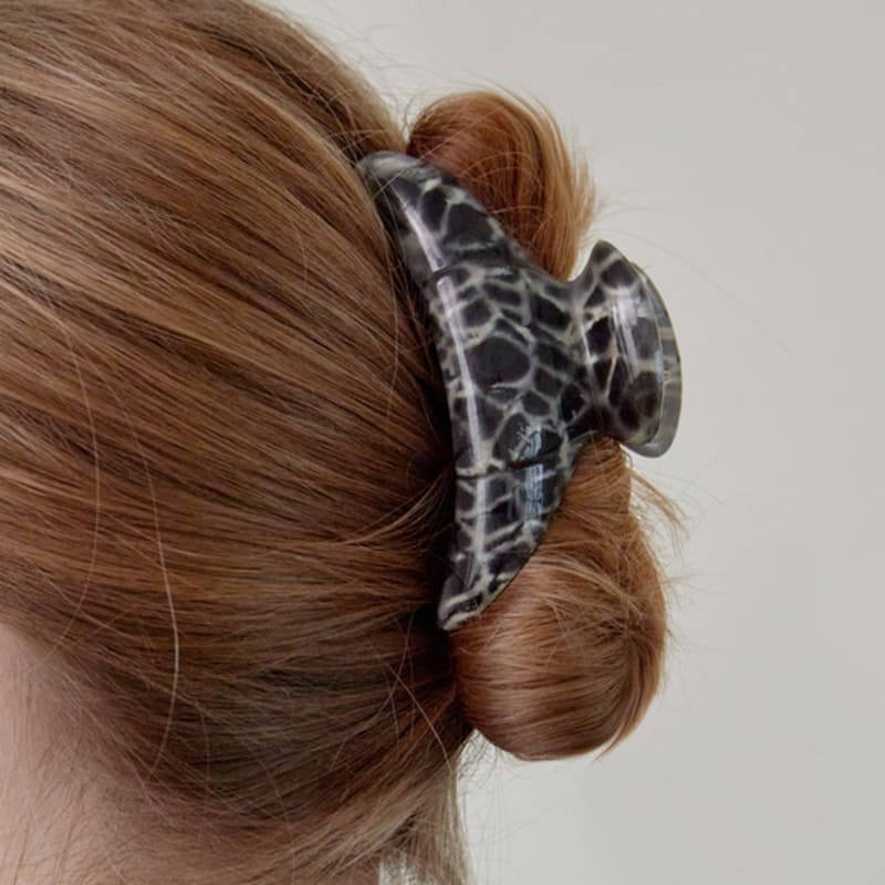 

Jean Paul Clarisse Helsinki Shark Clip MPSA0033 gray