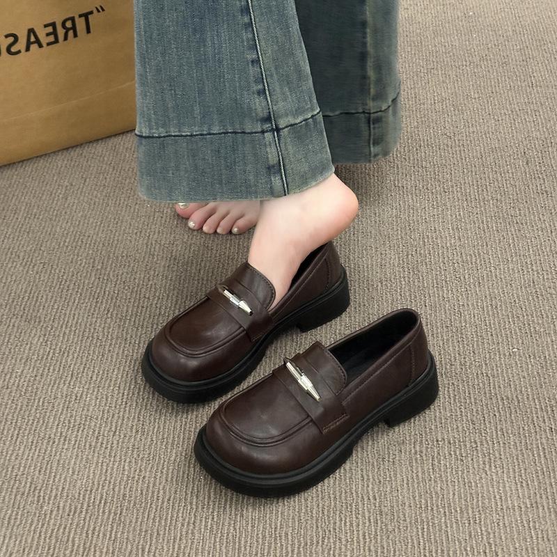 Platform loafers women's one-pedal 2025 new autumn and winter black versatile jk shoes retro British style small leather shoes