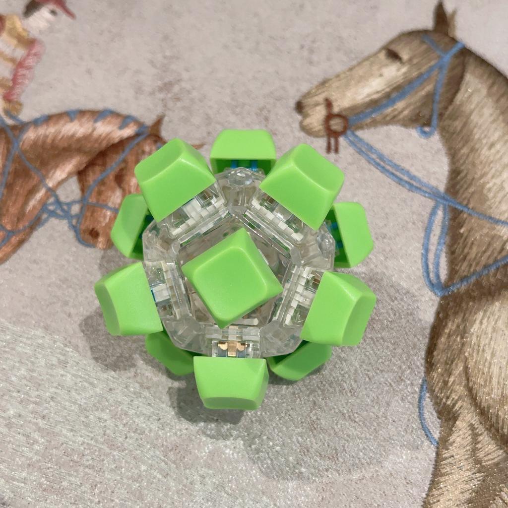 Botão de descompressão 12 teclas Luz piscante Bola cubo mágico Botão de descompressão Bola teclado Botão de pressionar com a ponta do dedo Brinquedo de eixo de teste
