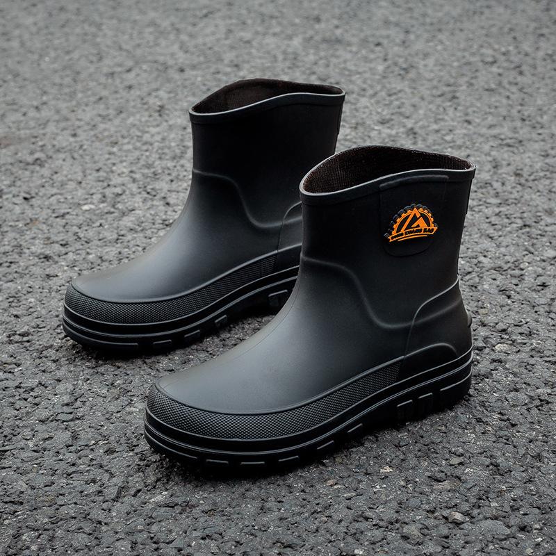 

Fashion short rain shoes men s casual outdoor waterproof shoes rain boots wear wear-resistant and non-slip work water boots rubber shoes 39 чёрный
