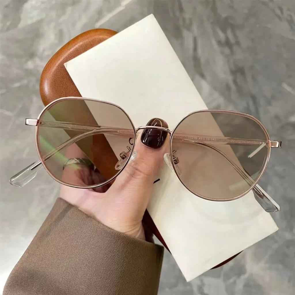 Luxury Photochromic Myopia Glasses Men Women Fashion Anti Blue Light Eyeglasses Anti UV Sunglasses Eye Protection Goggle Eyewear