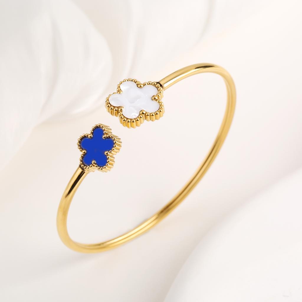 Gold-Plated Stainless Steel Five-Leaf Flower Open Bangle Luxury For Woman Girl Party Lucky Jewelry Accessories Daily Wear Clover