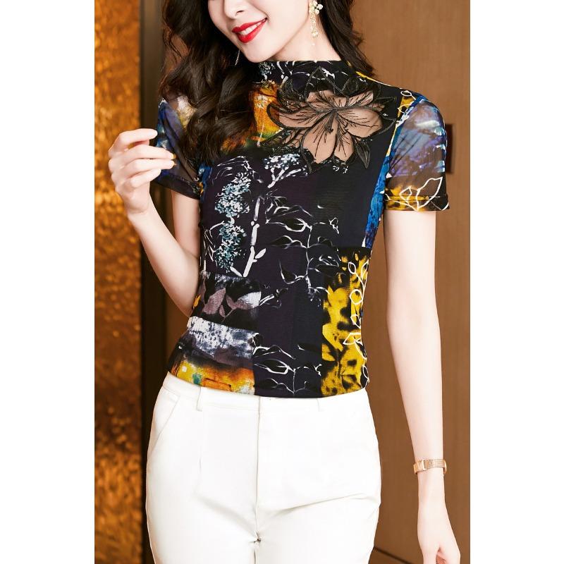 Lace Half Turtleneck T-shirt for Women In Spring and Summer New Printed Top Age-reducing Mesh Base Shirt Fashionable Small Shirt