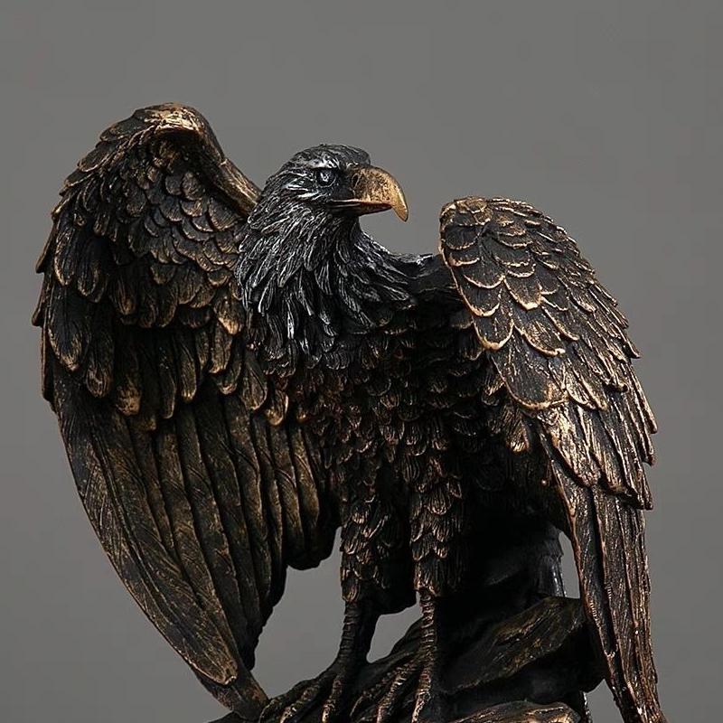 Eagle Sculpture Resin Statue Home Office Decor Figurine Wealth Freedom Power Symbol Gift For BirthdayHoliday Christmas Present