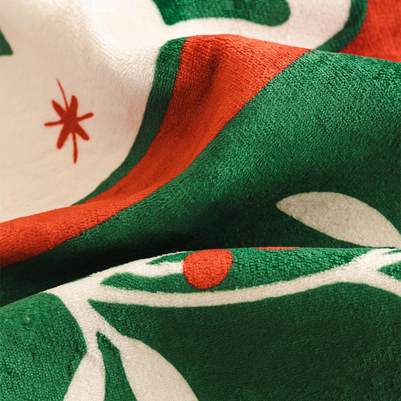 Winter Christmas Flannel Sofa Cover Anti-Slip All-Inclusive Universal Sofa Cover for In One Straight Row Sofa Cushion Decor Home