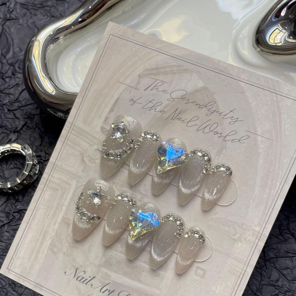 100 % HANDGEMACHTES künstliches Nagelset mit Klebekunst, Mandel, Katzenauge, Herz, Diamant, Edelstein, Blitz-Phototherapie-Nägel, wiederverwendbare und abnehmbare Nägel