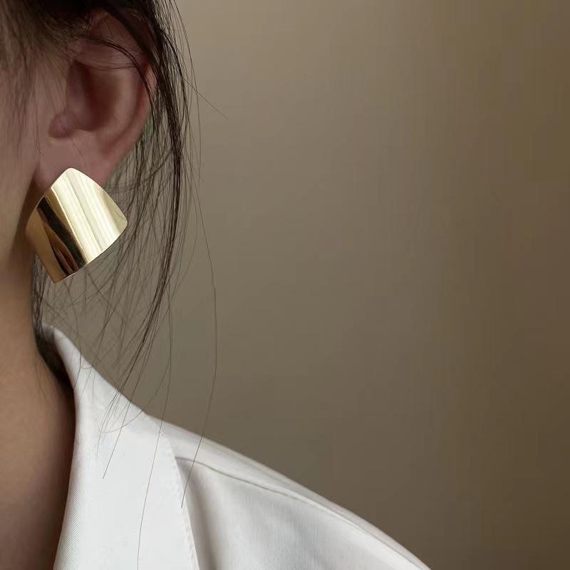 Simple Metal Glossy Geometric Earrings For Women able Personalized Daily Accessory Party Jewelry Birthday Gifts